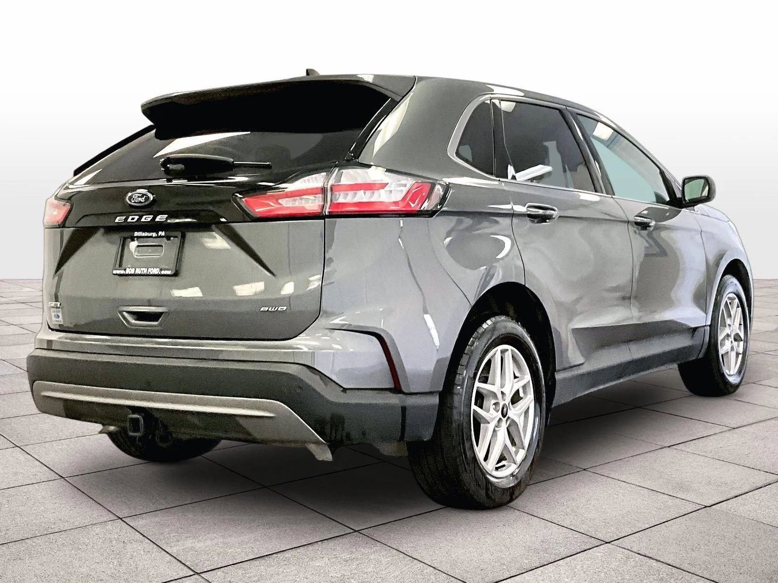 Certified 2024 Ford Edge SEL w/ Convenience Package AWD/4WD image 11