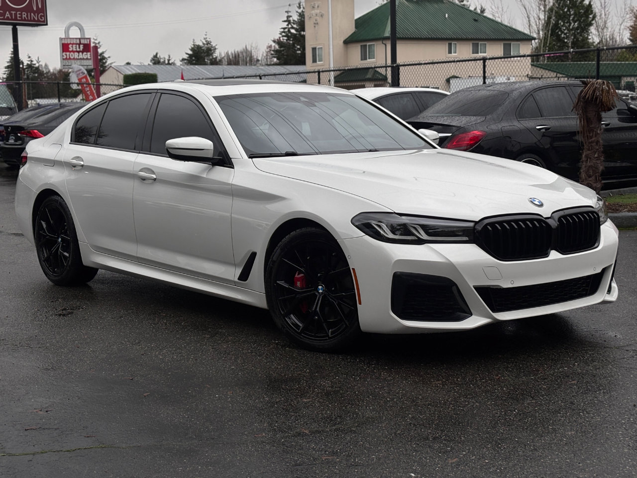 Used 2022 BMW 530i xDrive w/ M Sport Package image 17