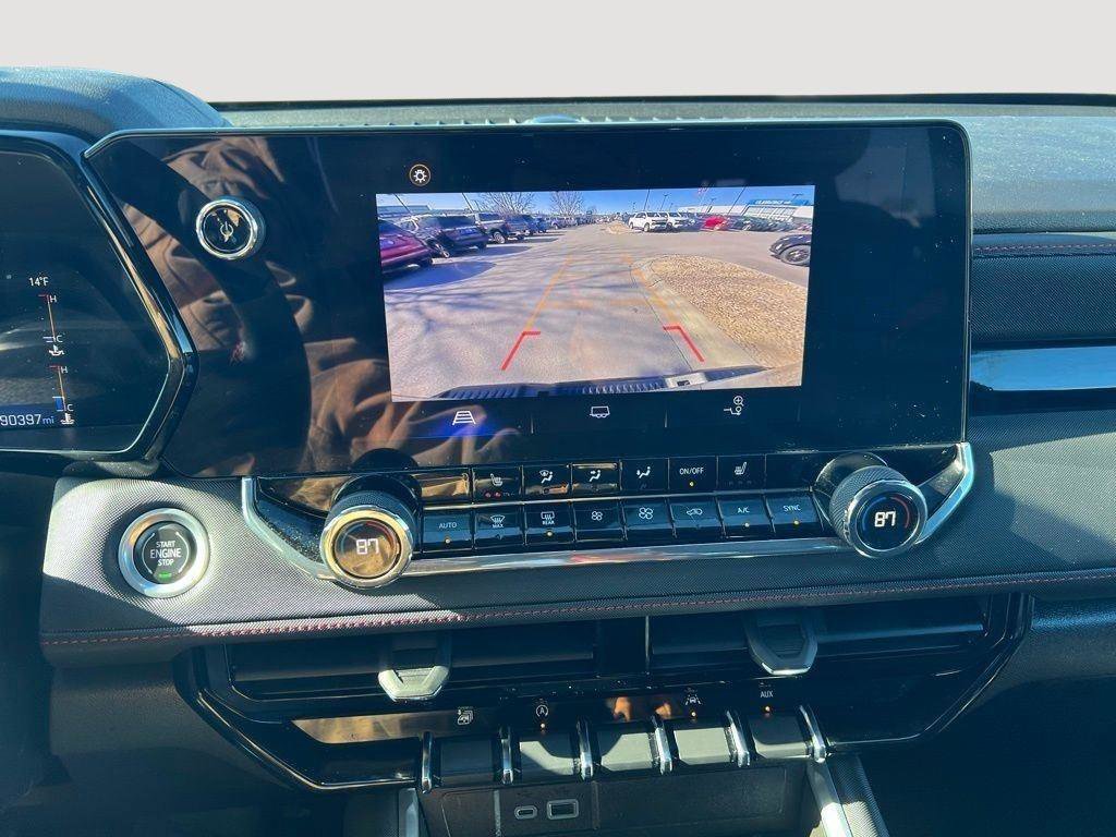 Used 2023 Chevrolet Colorado Z71 w/ Z71 Convenience Package 2 image 33