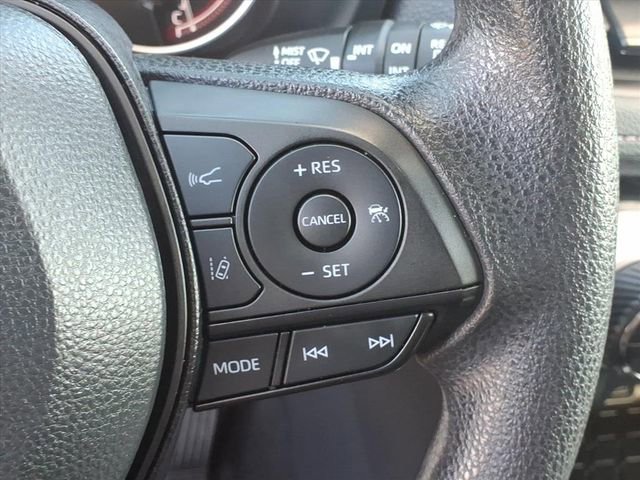 Used 2024 Toyota RAV4 XLE image 21