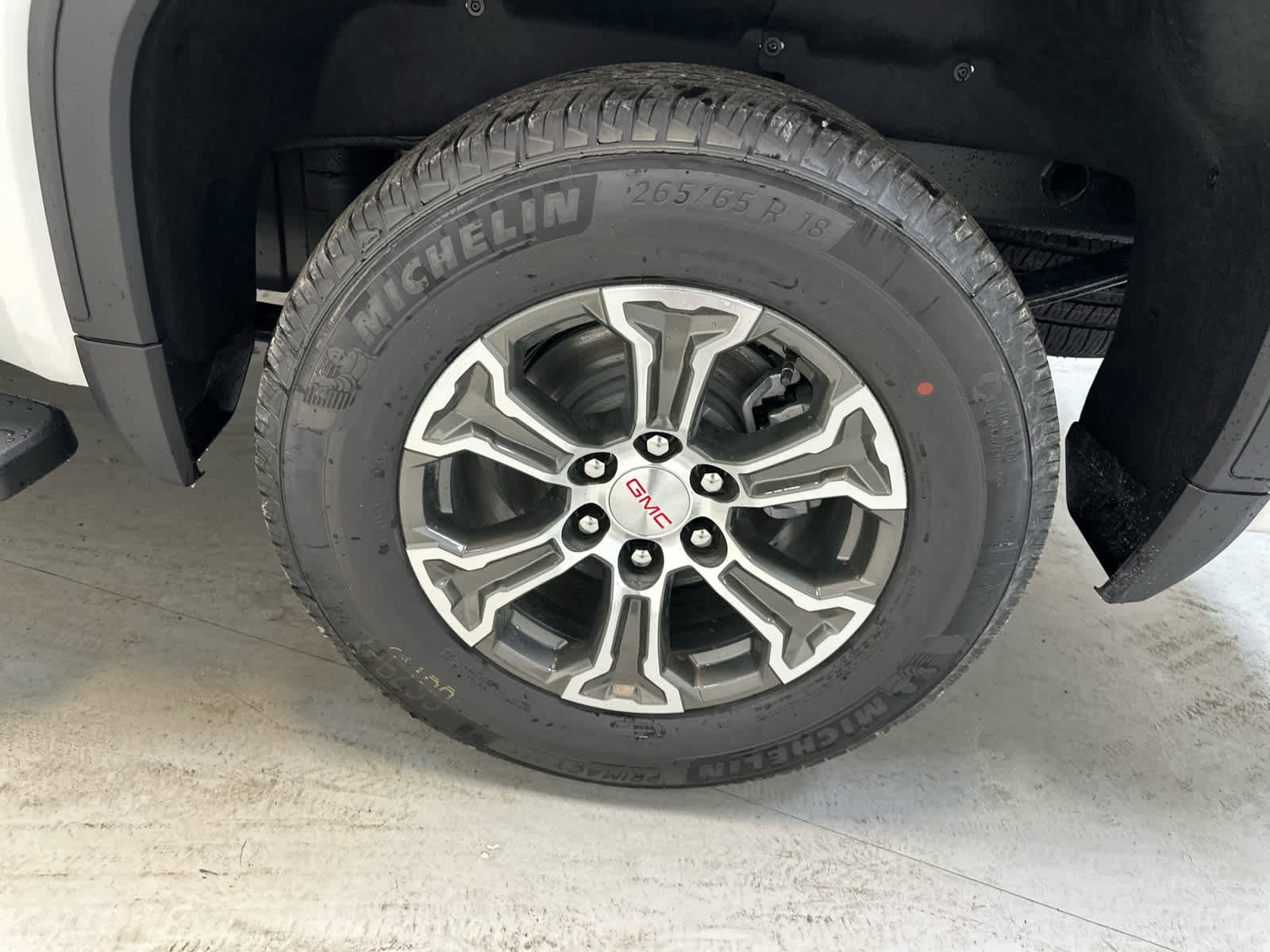 New 2026 GMC Sierra 1500 SLT w/ SLT Convenience Package image 12