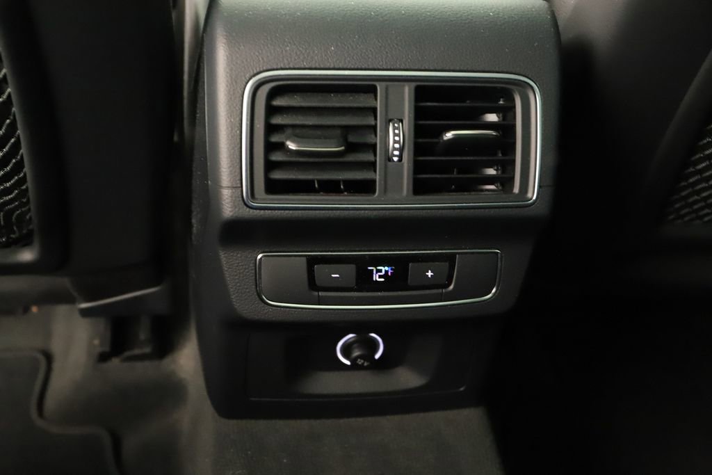 Used 2018 Audi Q5 Prestige w/ Prestige Package AWD/4WD image 21