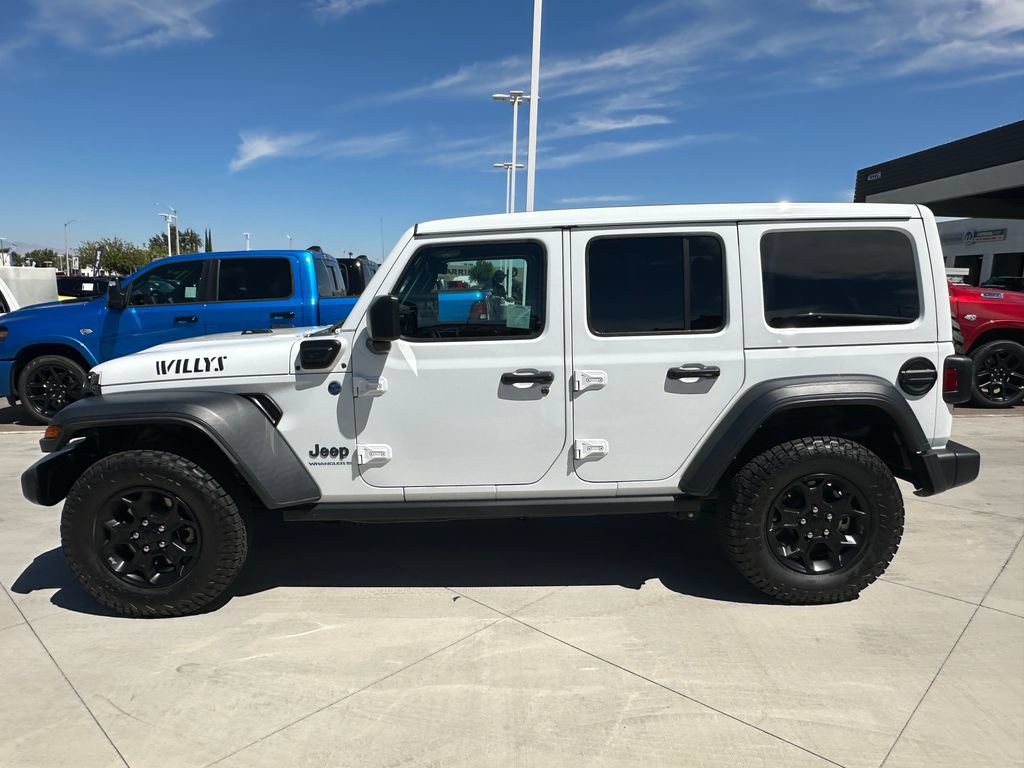Certified 2023 Jeep Wrangler Unlimited w/ Sun & Screen Package AWD/4WD image 3