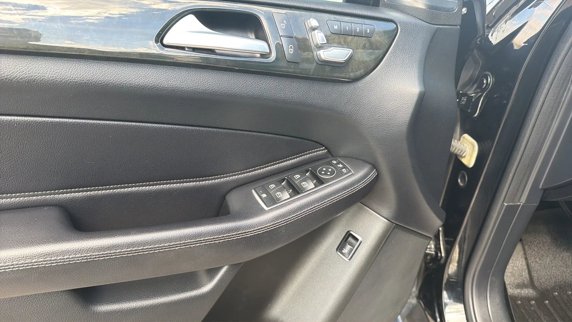 Used 2017 Mercedes-Benz GLE 350 4MATIC image 67