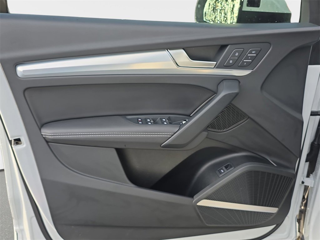 Used 2025 Audi Q5 2.0T Premium Plus image 31
