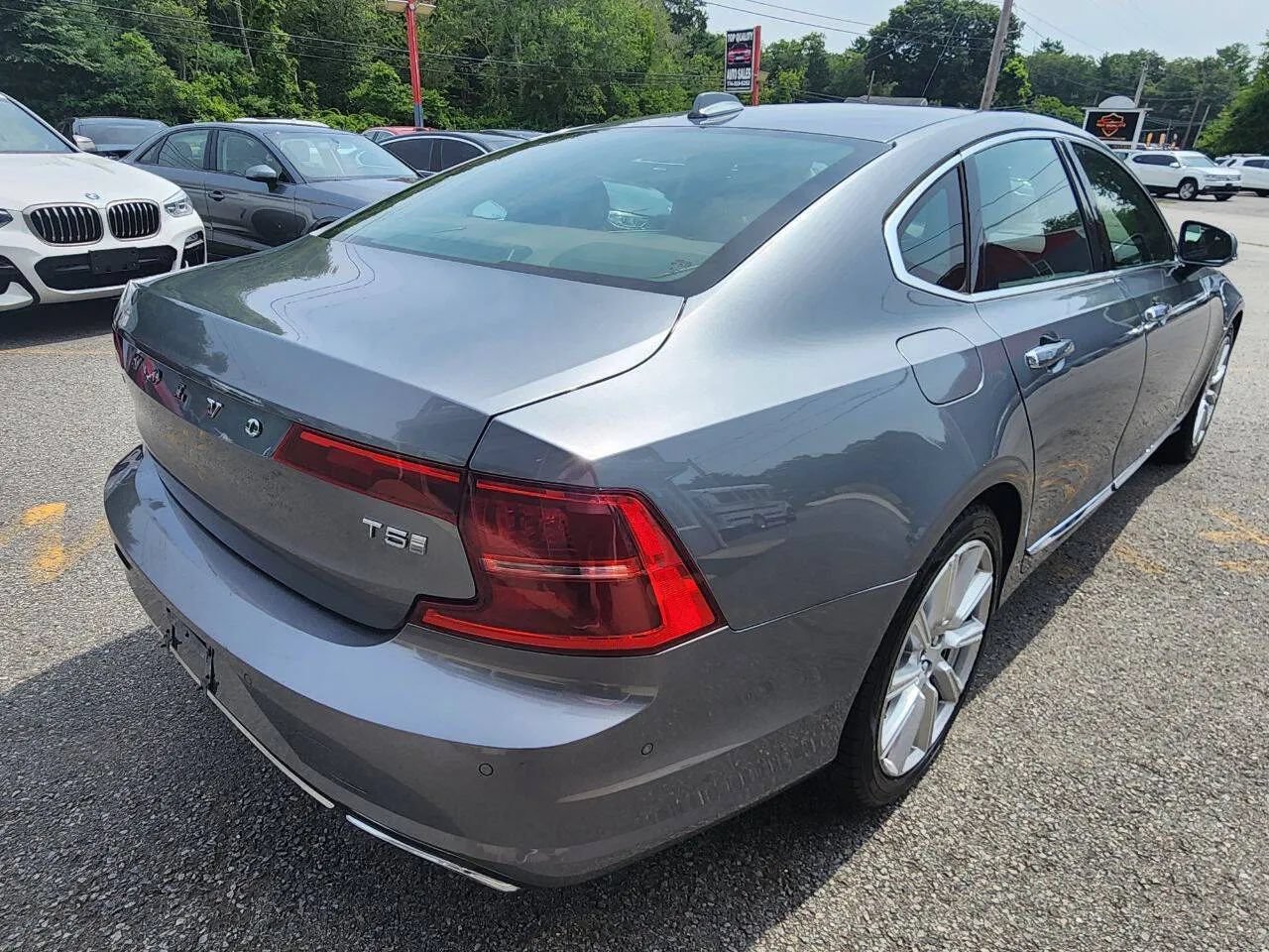 Used 2017 Volvo S90 T5 Inscription w/ Vision Package FWD image 5