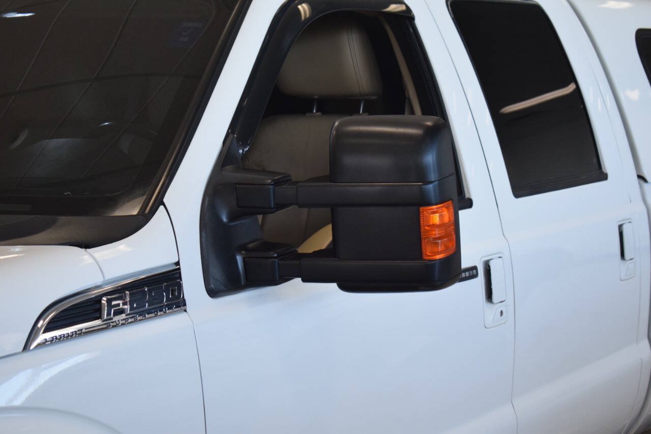 Used 2011 Ford F250 Lariat w/ Lariat Interior Pkg RWD image 9