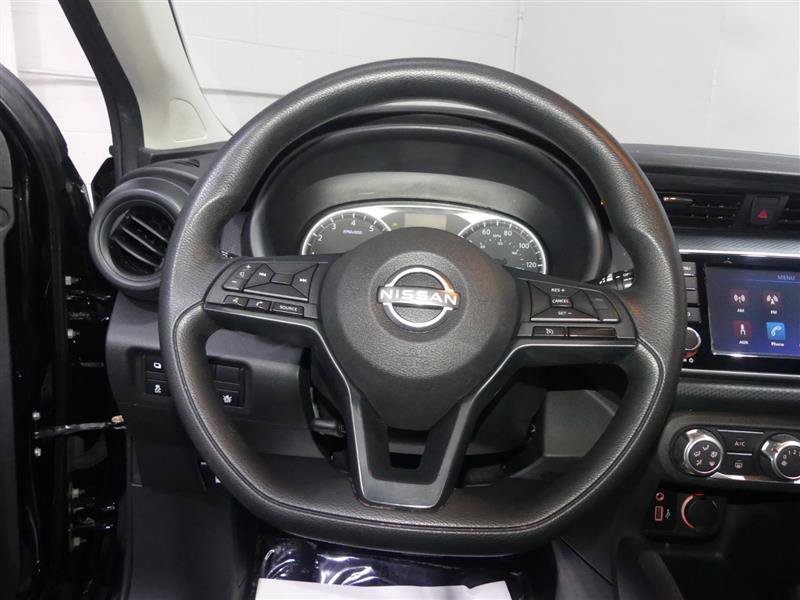 Used 2024 Nissan Kicks S FWD image 30