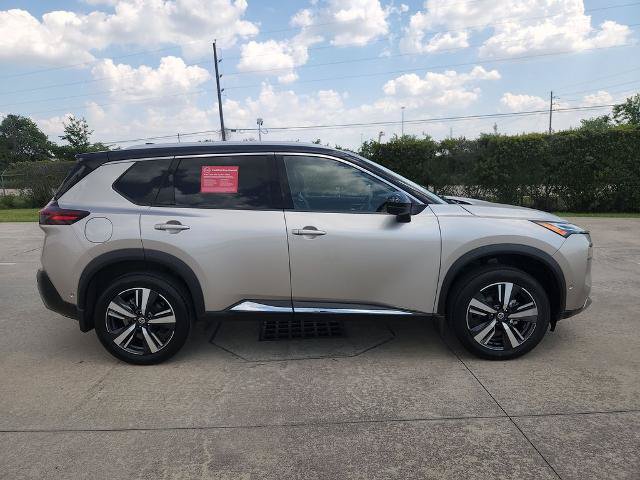 Certified 2021 Nissan Rogue Platinum FWD image 4