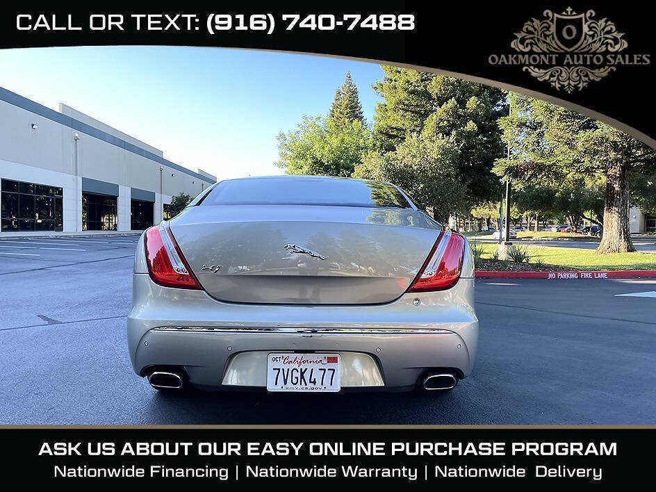 Used 2011 Jaguar XJ RWD image 6