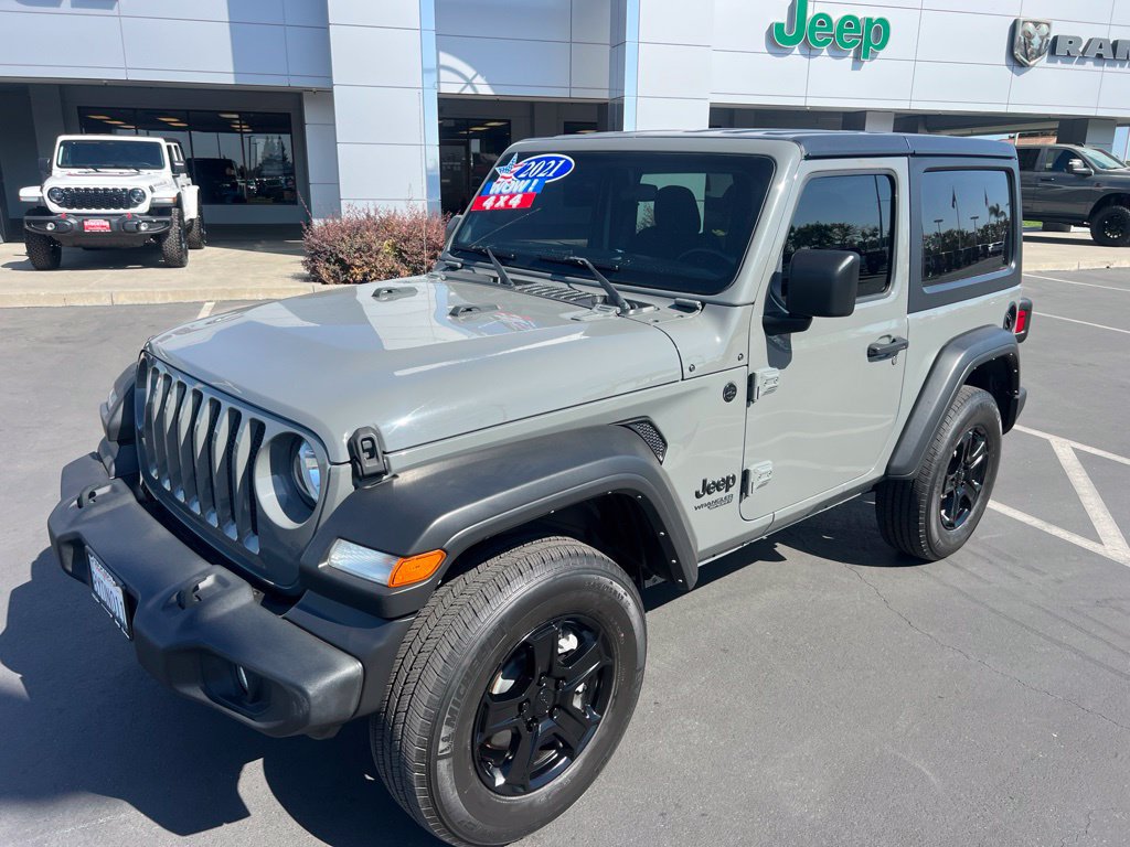 Used 2021 Jeep Wrangler Sport AWD/4WD image 5