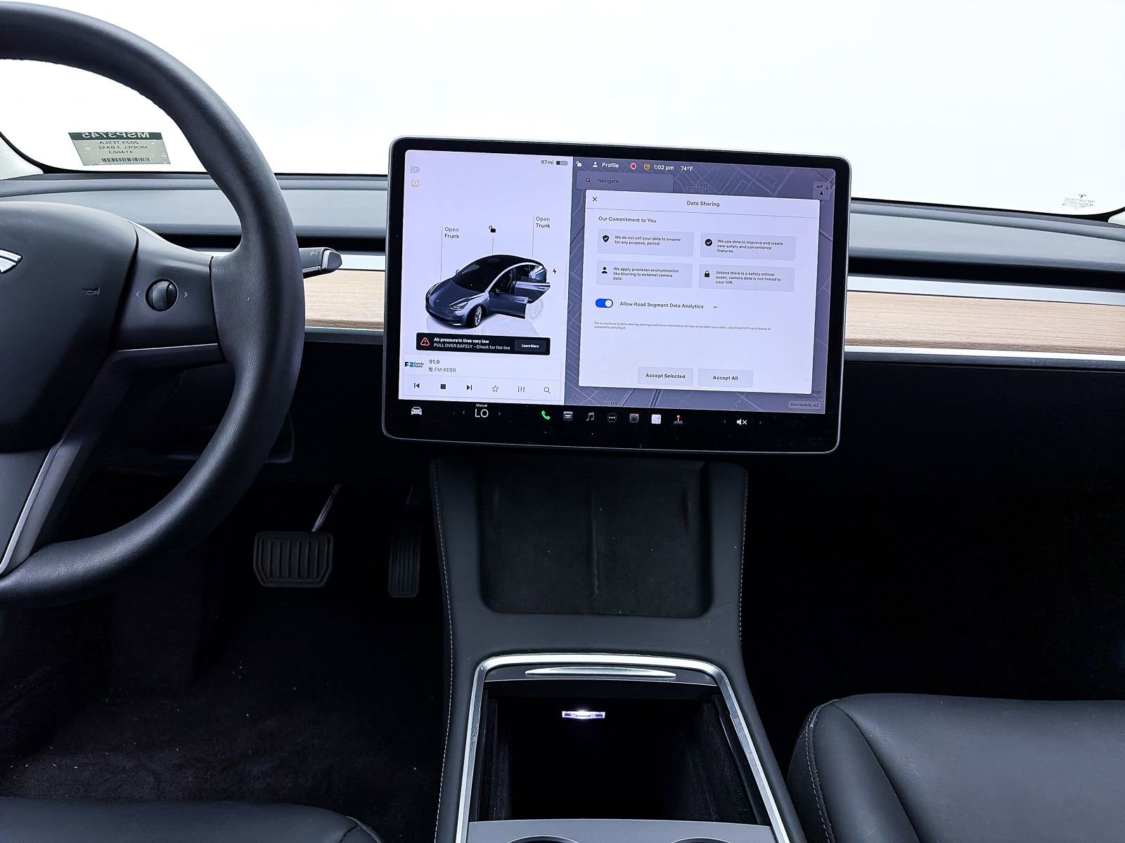 Used 2023 Tesla Model 3 Standard Range image 6