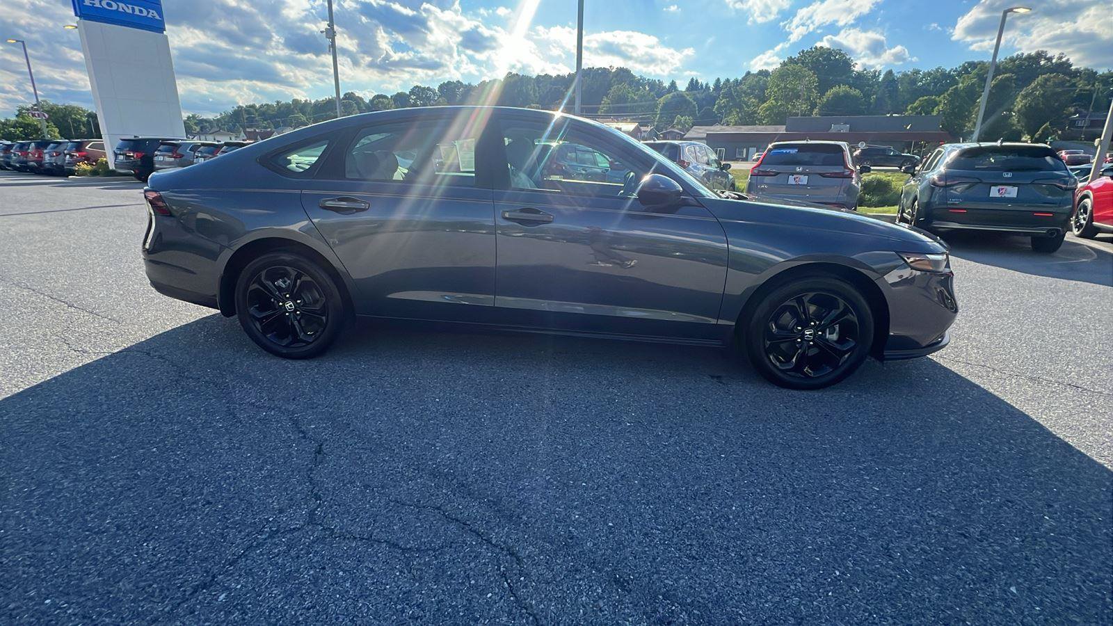 Used 2025 Honda Accord SE image 3