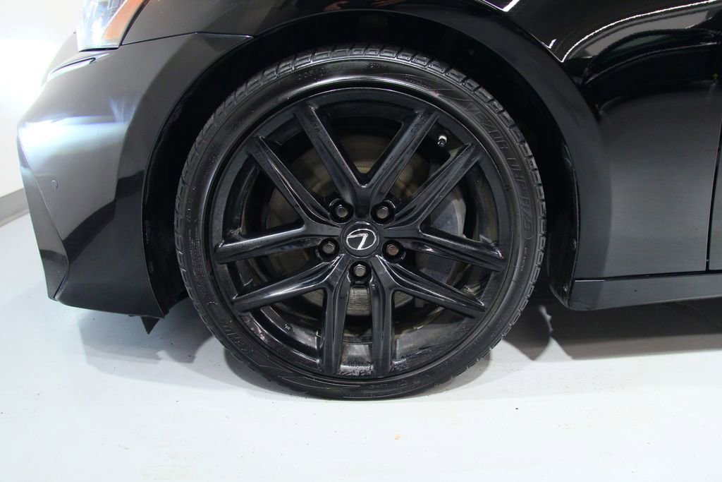 Used 2019 Lexus IS 350 F Sport w/ F Sport Package image 20