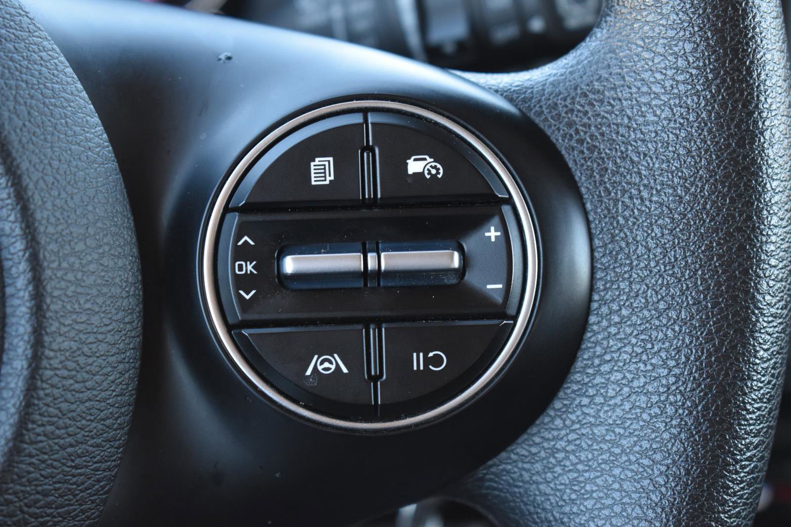 Used 2024 Kia Soul LX w/ Option Group 015 image 8