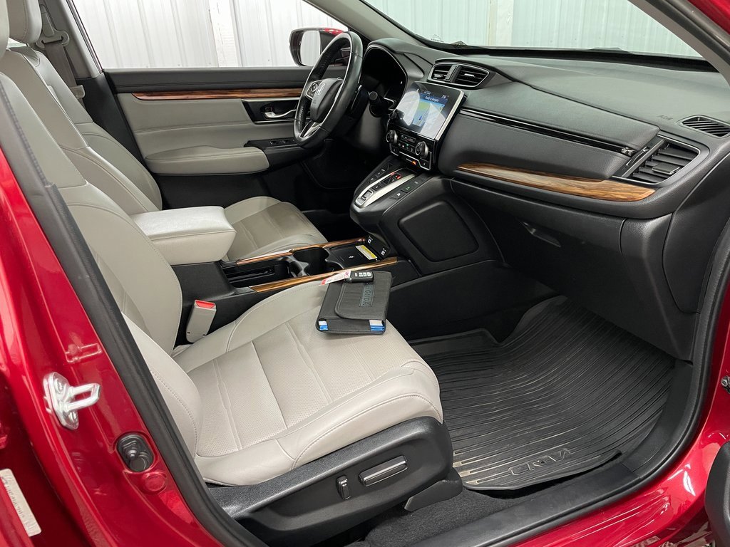Used 2022 Honda CR-V Touring image 39