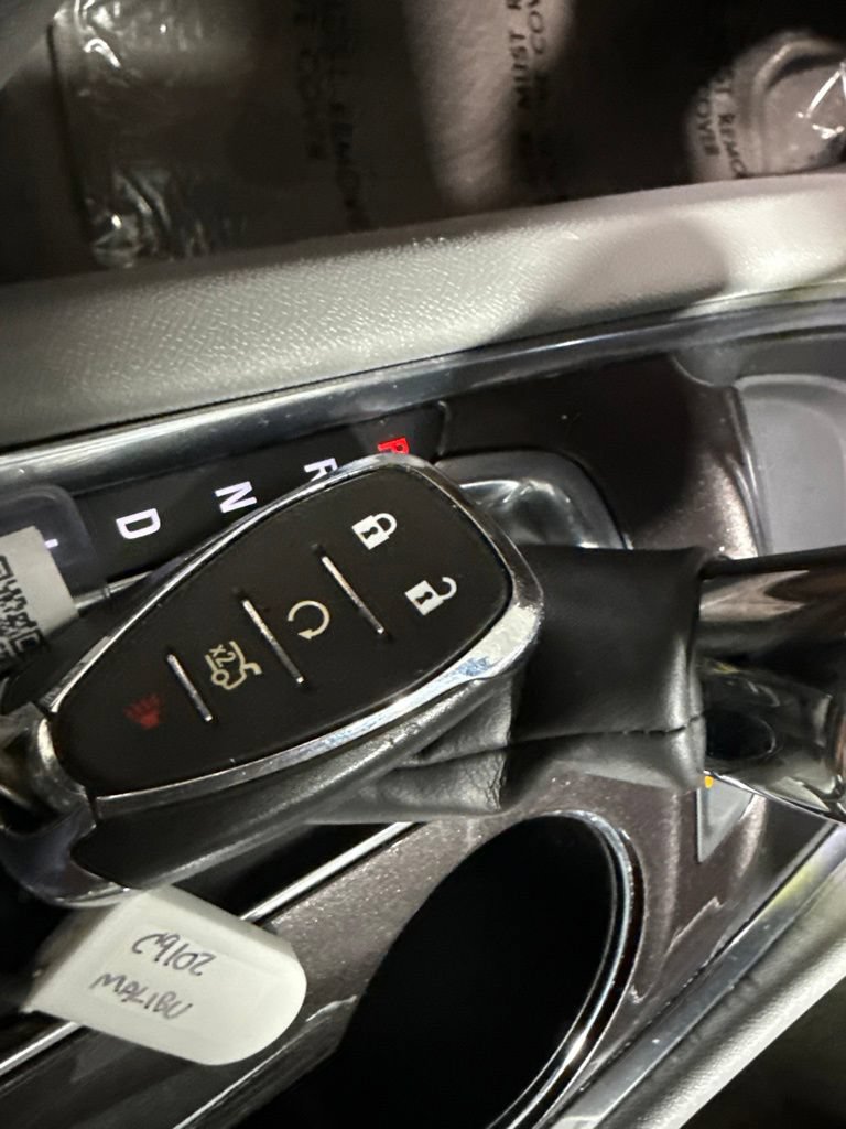 Used 2024 Chevrolet Malibu LT FWD image 33