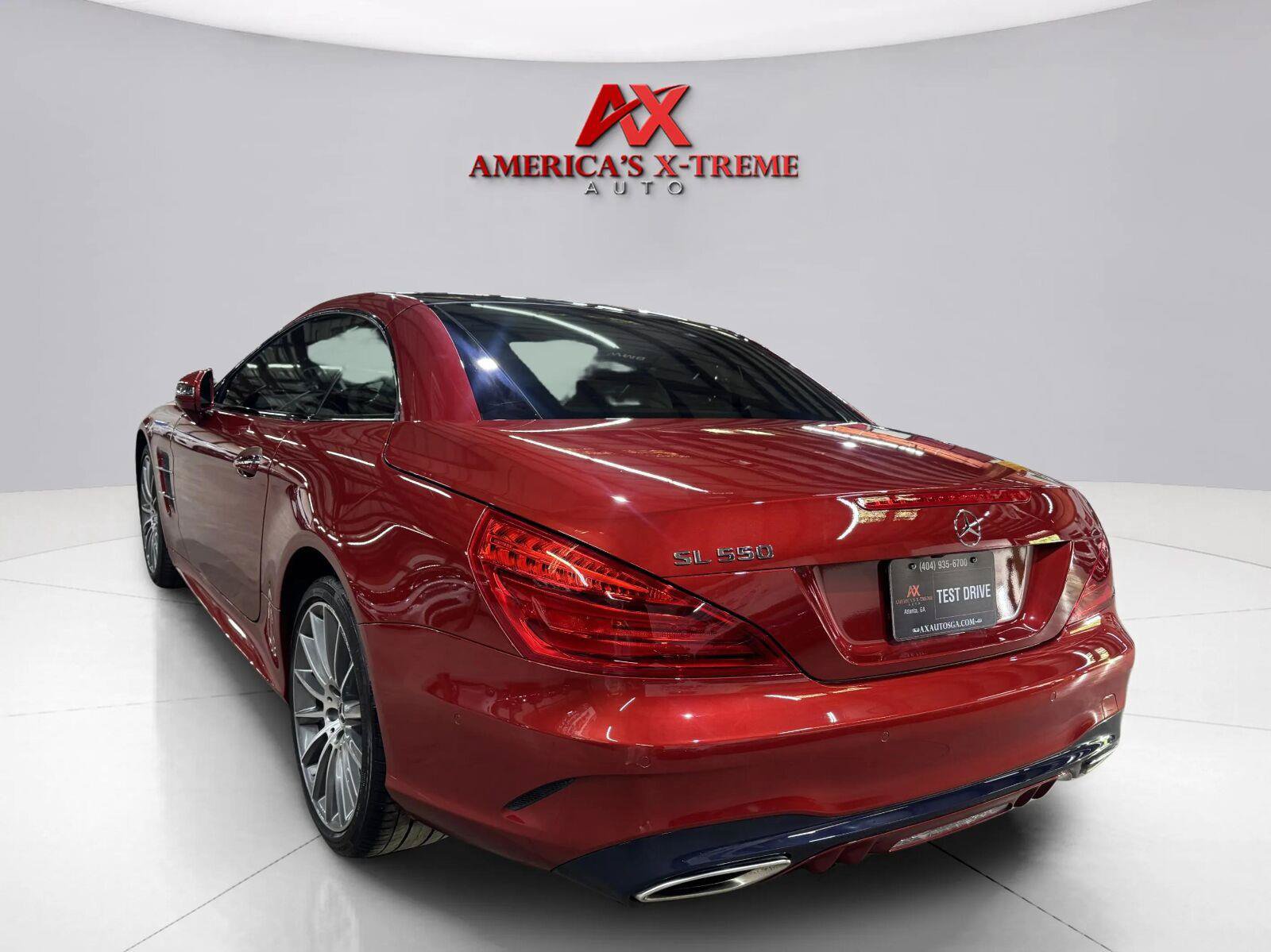 Used 2018 Mercedes-Benz SL 550 image 5