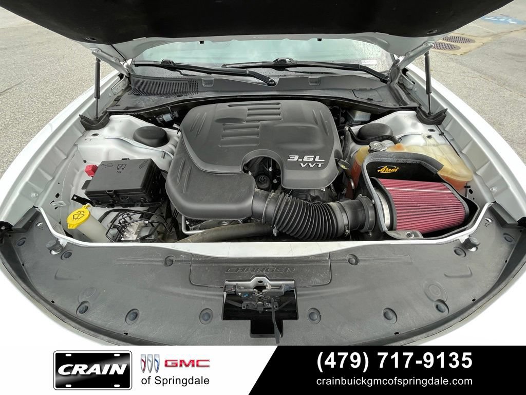 Used 2021 Dodge Charger SXT w/ Blacktop Package RWD image 28
