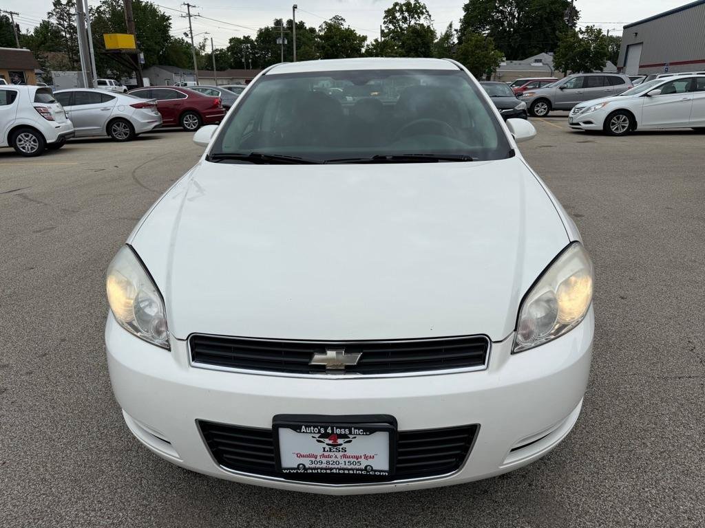 Used 2009 Chevrolet Impala LT FWD image 3