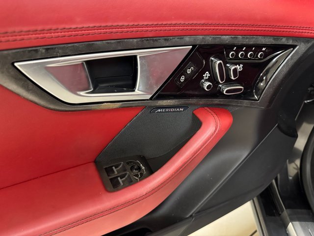 Used 2015 Jaguar F-TYPE Coupe image 7