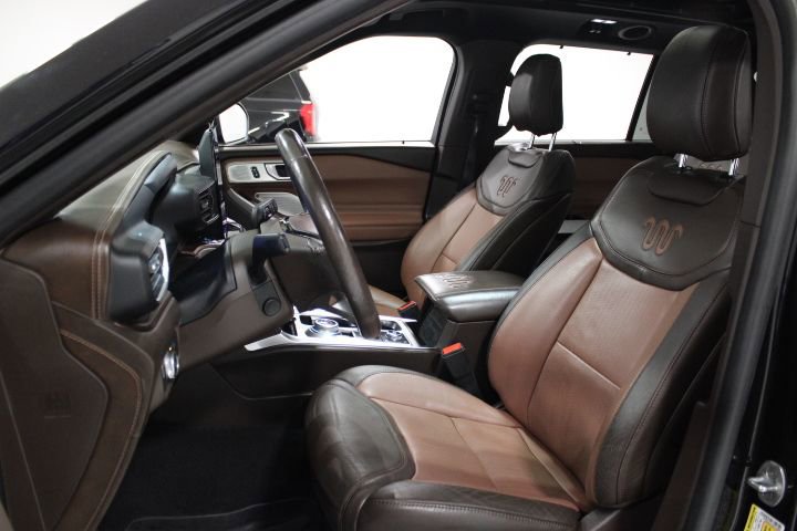 Used 2022 Ford Explorer King Ranch w/ Technology Package image 19