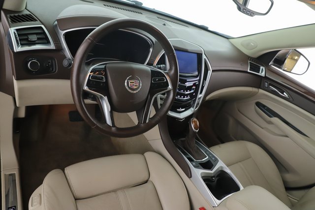 Used 2015 Cadillac SRX Luxury w/ Driver Awareness Package image 17