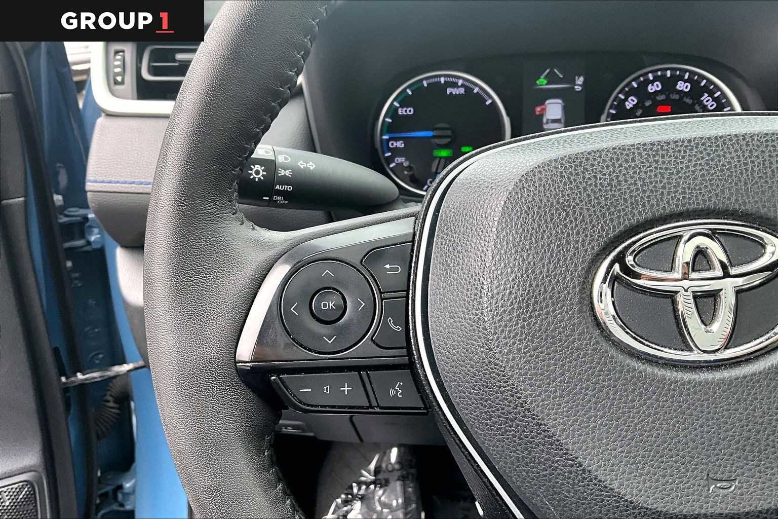 Used 2022 Toyota RAV4 SE w/ Convenience Package AWD/4WD image 24