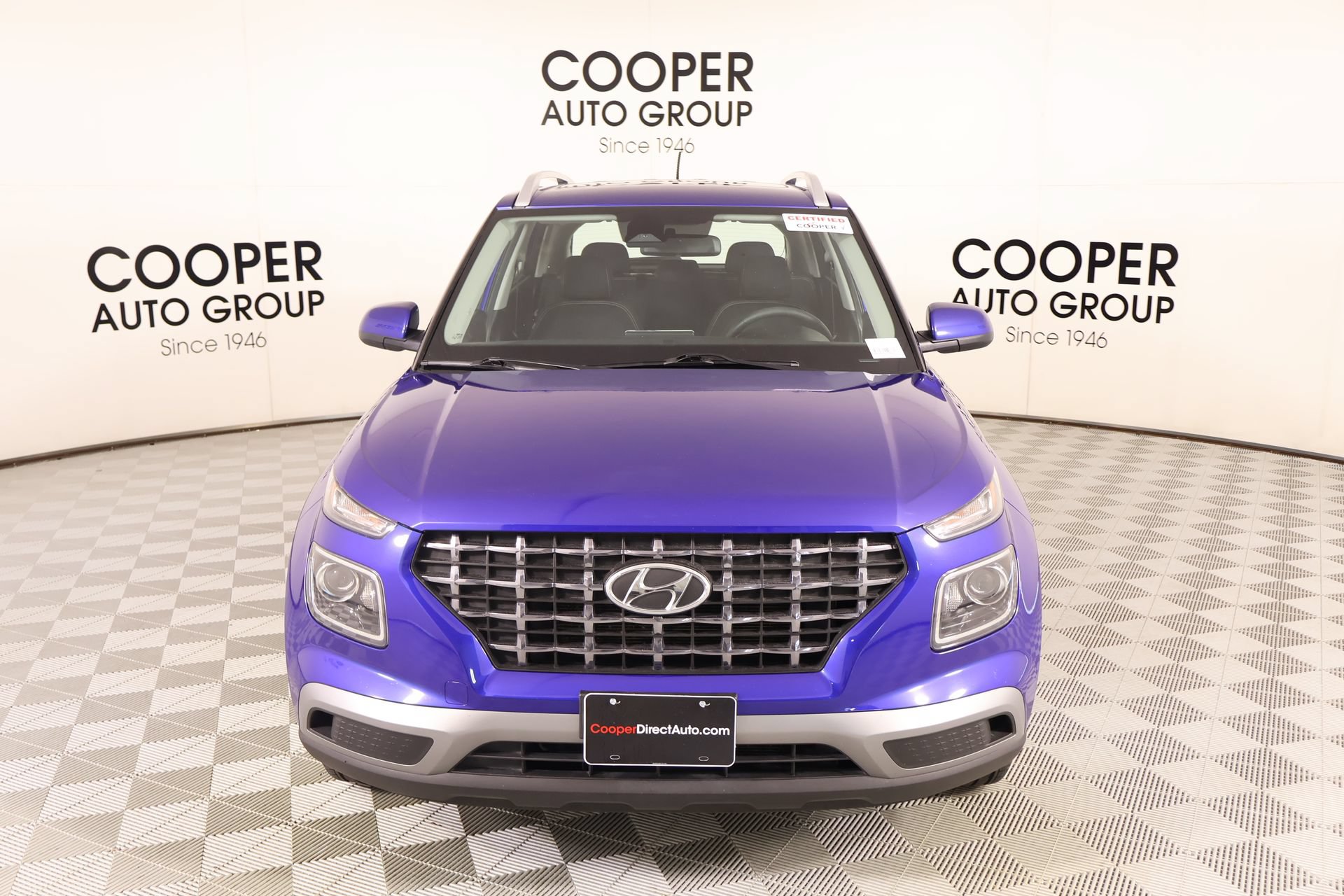 Used 2025 Hyundai Venue SEL FWD image 8