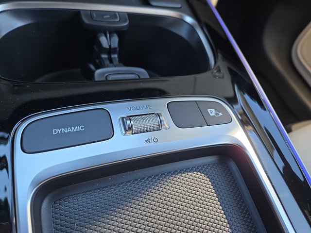 New 2026 Mercedes-Benz GLB 250 4MATIC image 15
