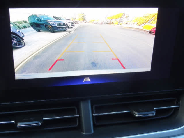 Used 2024 Chevrolet Trax LT FWD image 24