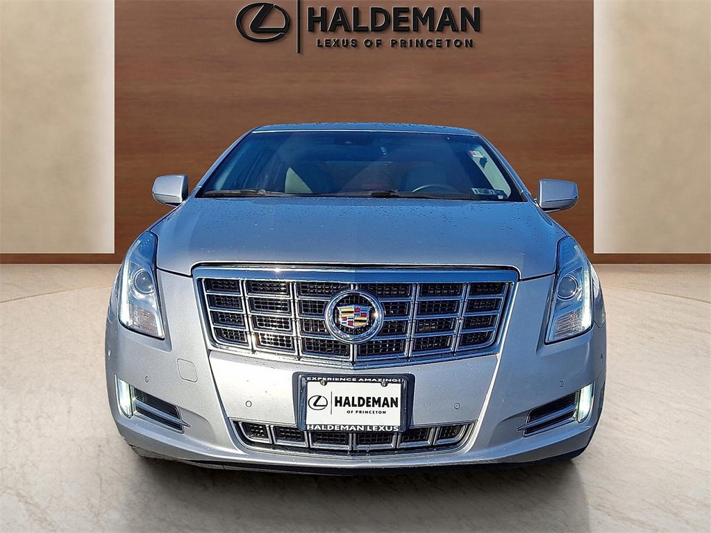Used 2015 Cadillac XTS Luxury w/ Driver Awareness Package image 2