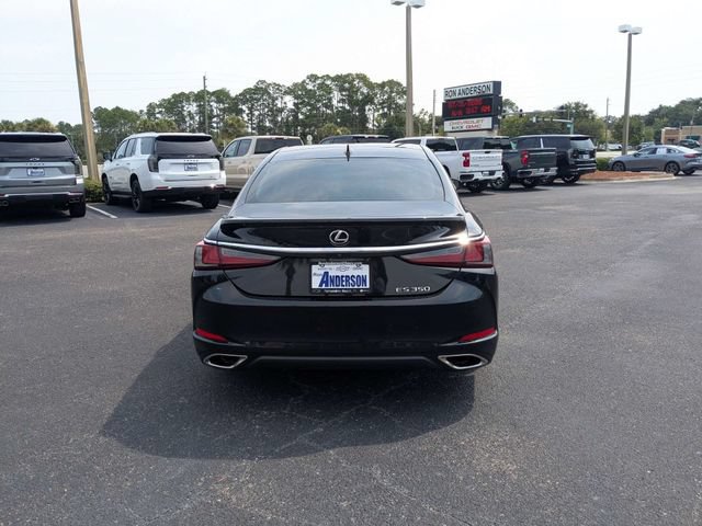 Used 2022 Lexus ES 350 Ultra Luxury w/ Accessory Package 2 FWD image 4