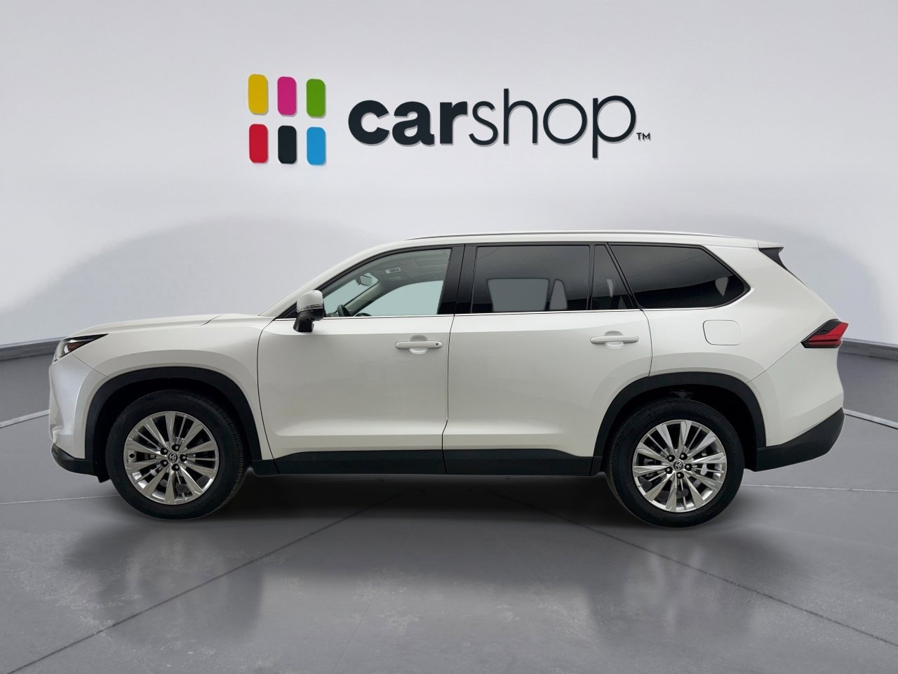 Used 2024 Toyota Grand Highlander AWD image 2