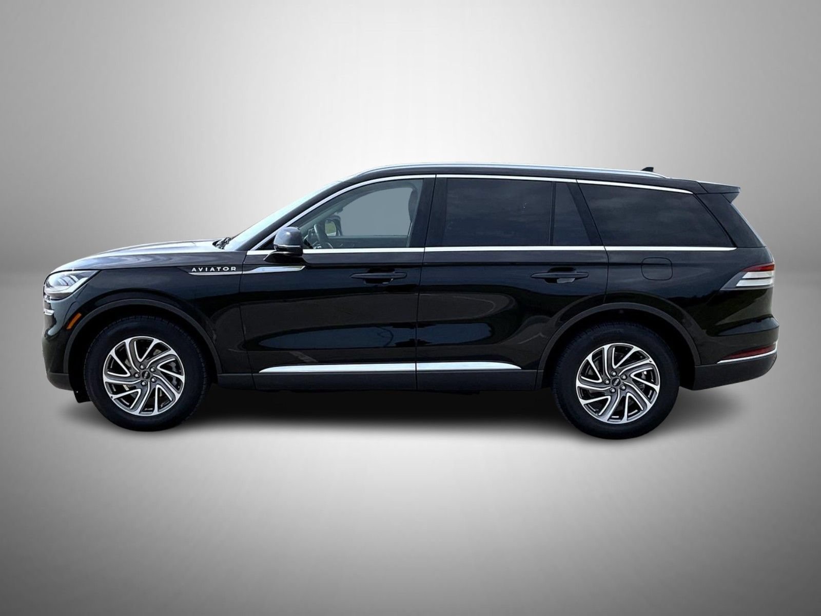 Certified 2023 Lincoln Aviator AWD image 8