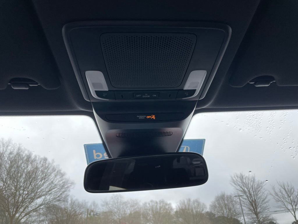 Certified 2025 Honda HR-V Sport image 16