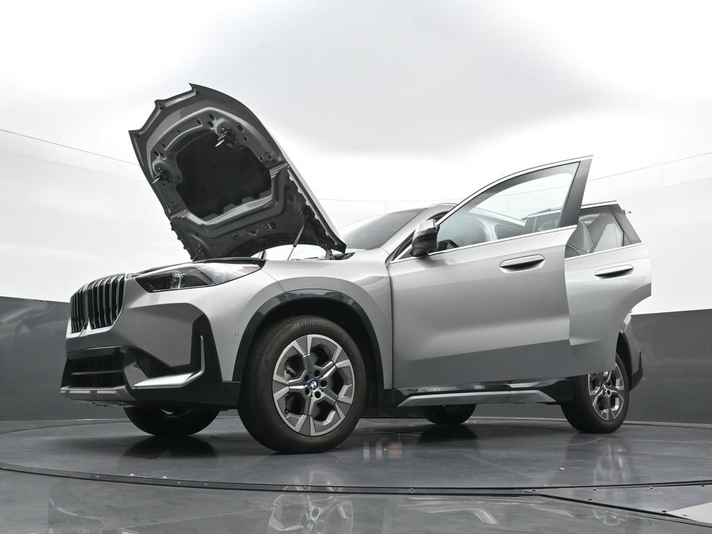New 2026 BMW X1 xDrive28i w/ Technology Package AWD/4WD image 39