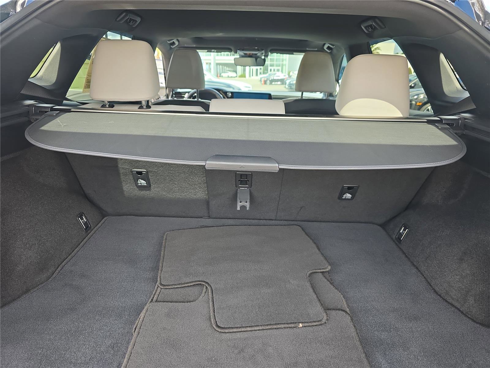 Used 2023 Lexus RX 350 Premium w/ Cold Area Package image 8