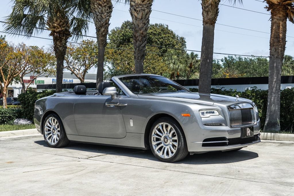 Used 2019 Rolls-Royce Dawn RWD image 10