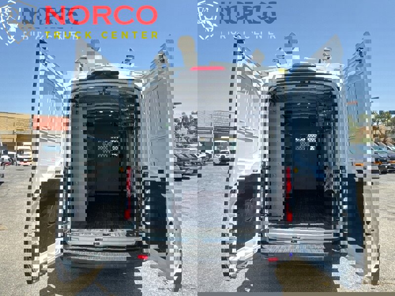 Used 2020 Ford Transit 250 Medium Roof image 11