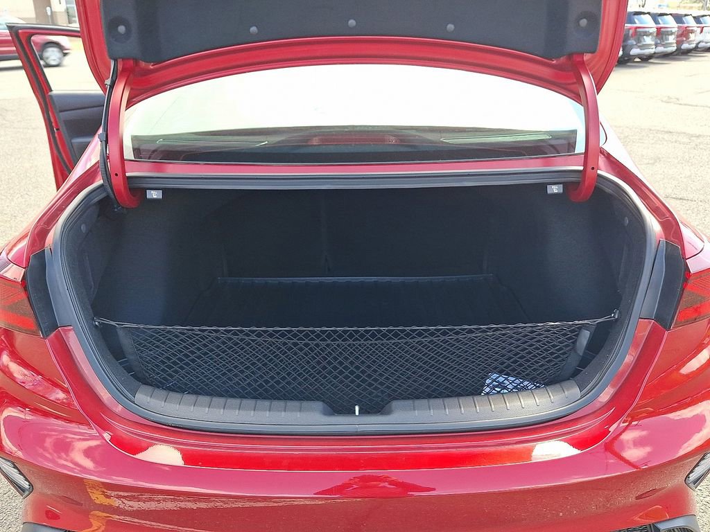 Used 2023 Kia Forte LXS image 28