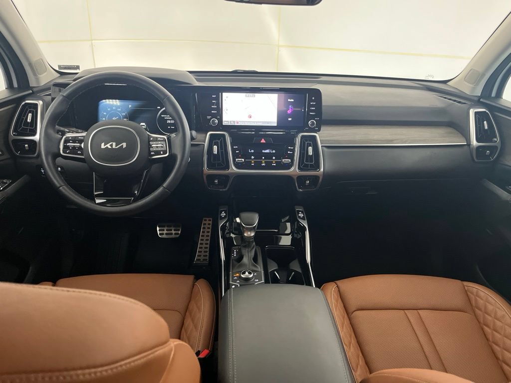 Used 2023 Kia Sorento SX Prestige AWD/4WD image 32