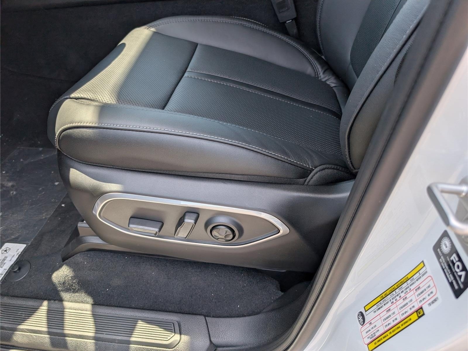 New 2026 Jeep Grand Wagoneer 4WD w/ Premium Group I image 21