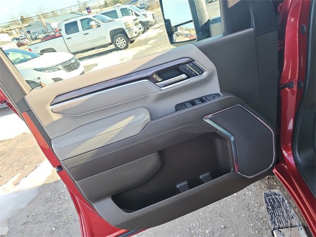 Used 2024 Chevrolet Silverado 2500 LTZ image 17