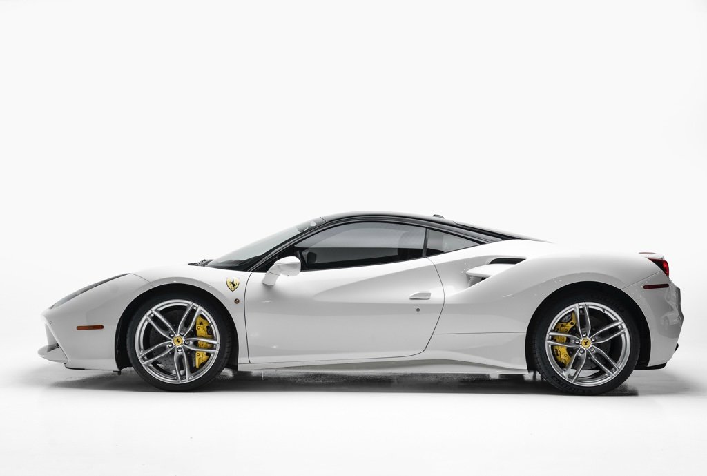 Used 2016 Ferrari 488 GTB image 10
