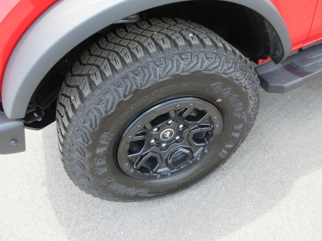Used 2024 Ford Bronco Wildtrak AWD/4WD image 13