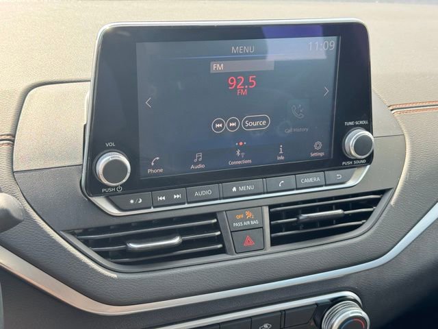 Used 2022 Nissan Altima 2.5 SR FWD image 26