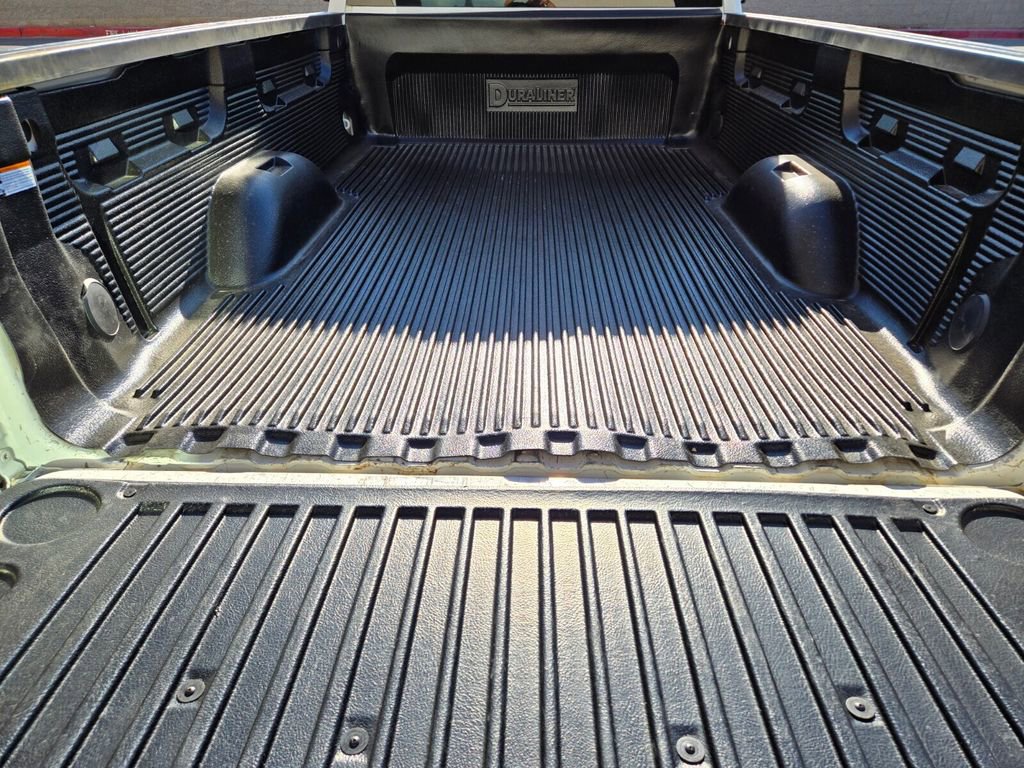 Used 2018 Chevrolet Silverado 1500 W/T RWD image 14