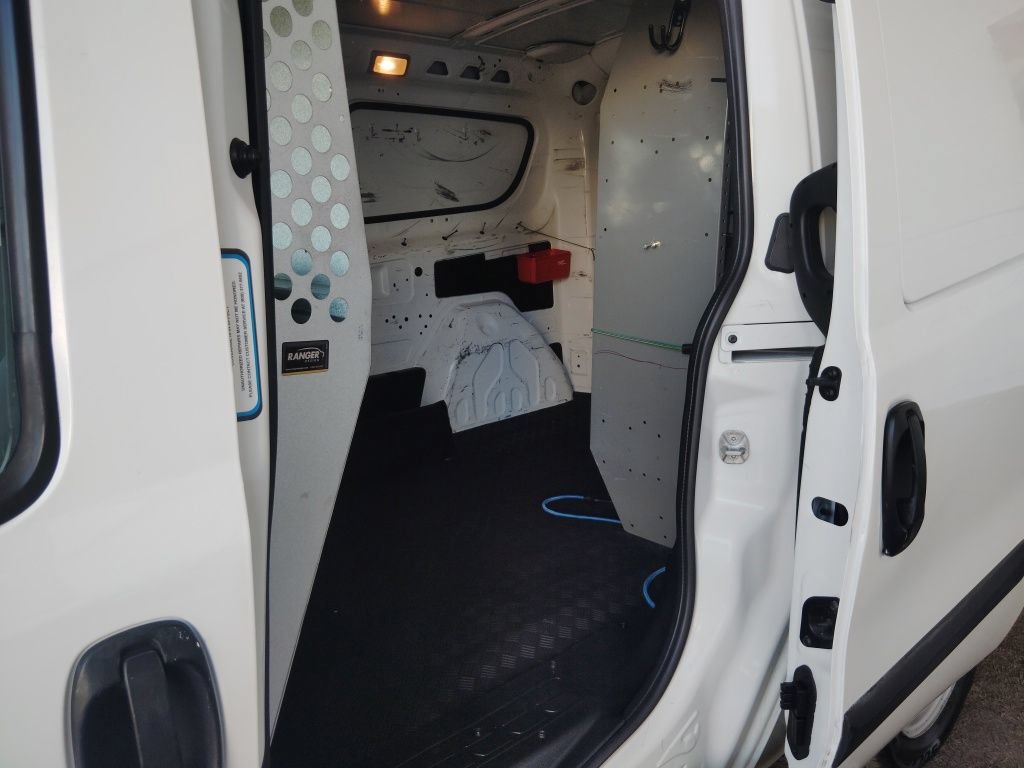 Used 2022 RAM ProMaster City Tradesman FWD image 18