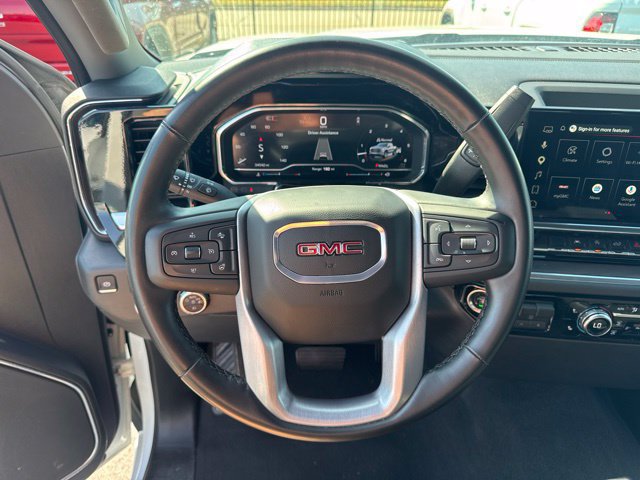 Used 2025 GMC Sierra 1500 SLT AWD/4WD image 11
